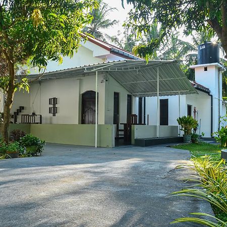 Coconut Villa Baía de Arugam Exterior foto